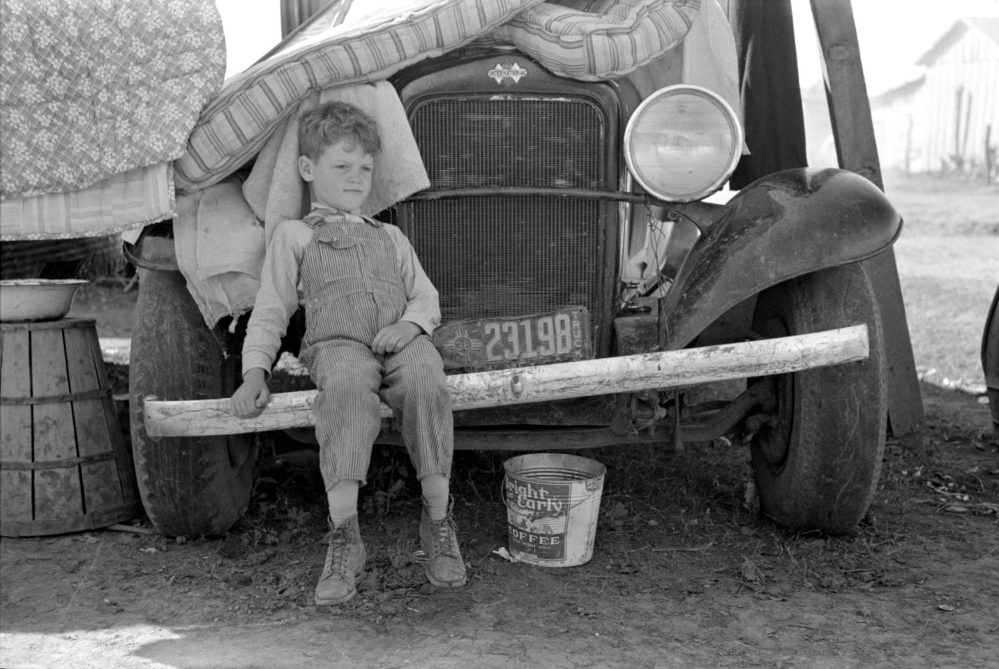 Vintage Vehicle &amp; License Plate Photos - NMplates.com